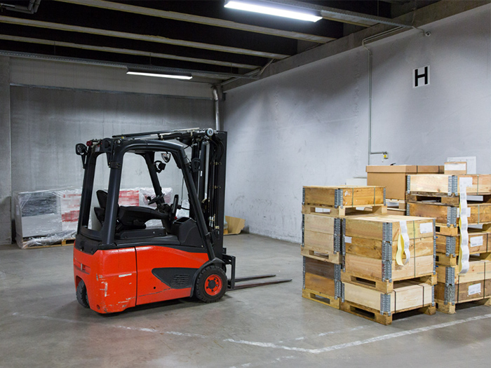 Skladování a logistika Skladování a logistika